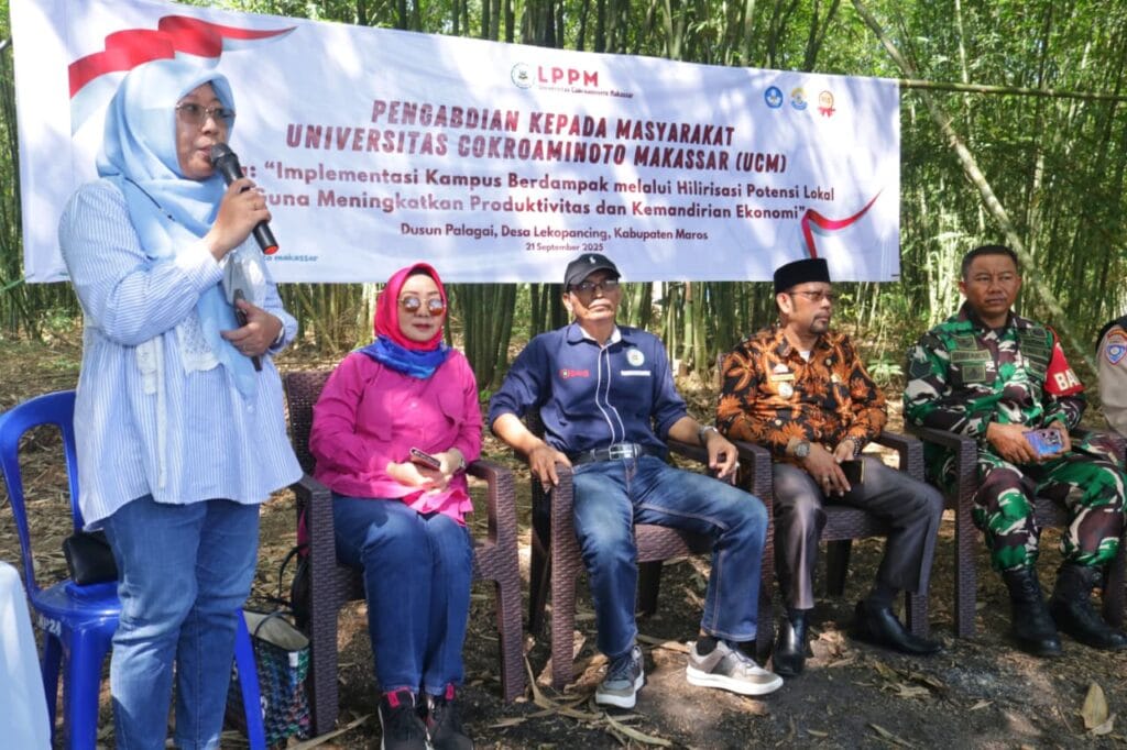 Dosen UCM Edukasi Warga Maros, LPPM Raih Apresiasi Dosen UCM Edukasi Warga Maros, LPPM Raih Apresiasi